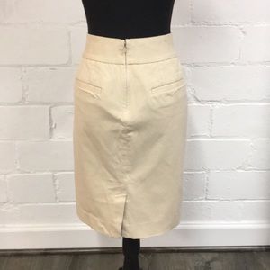 Banana Republic Skirts - BR Pencil Skirt in Stretch Cotton-Blend Banana Republic Skirts - BR Pencil Skirt in Stretch Cotton-Blend